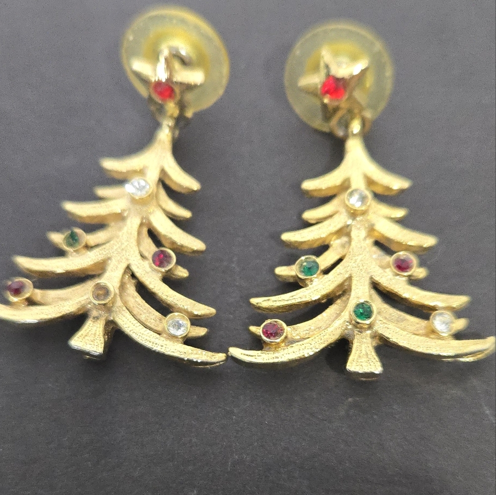 Christmas tree earrings